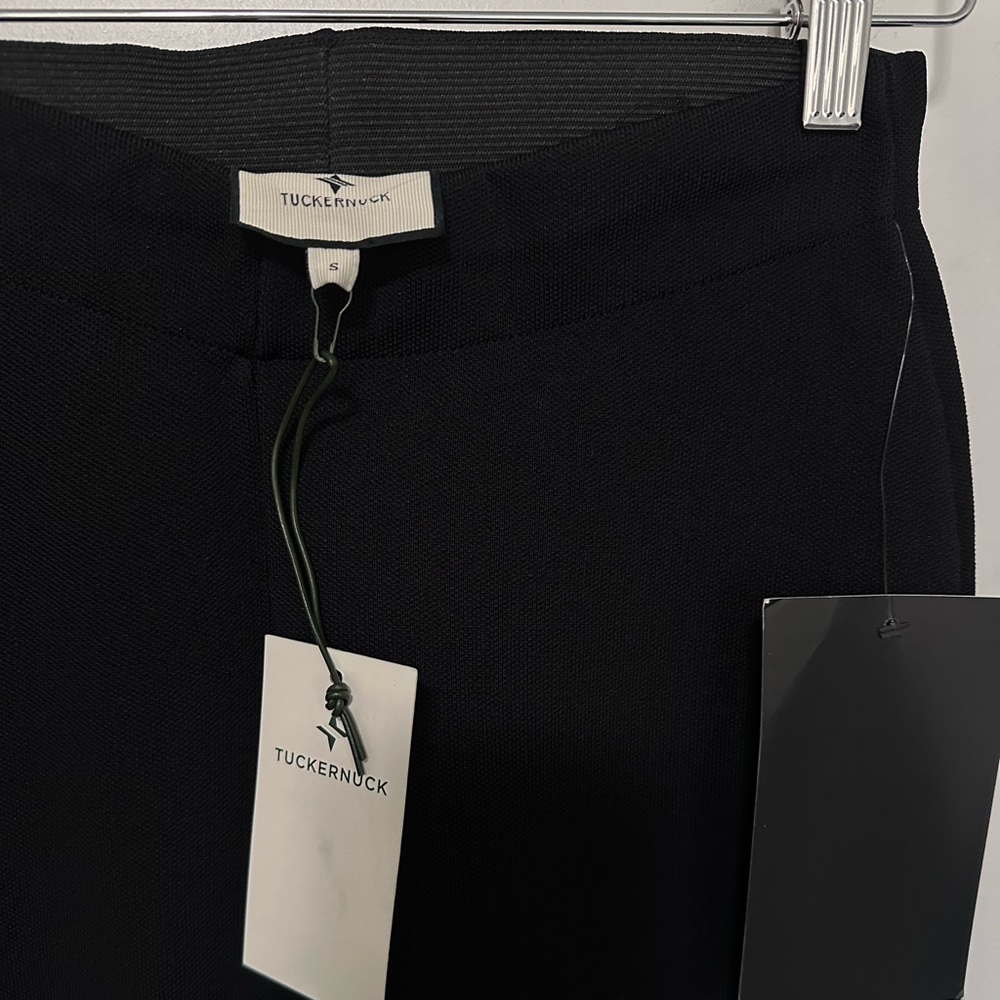 TUCKERNUCK Black Feather Compression Knit Ashford Pants NEW - Picture 9 of 13